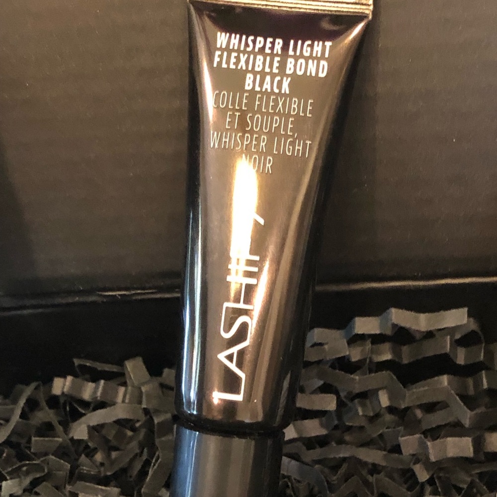 Lashify Luxe Kit - Picture 6 of 10